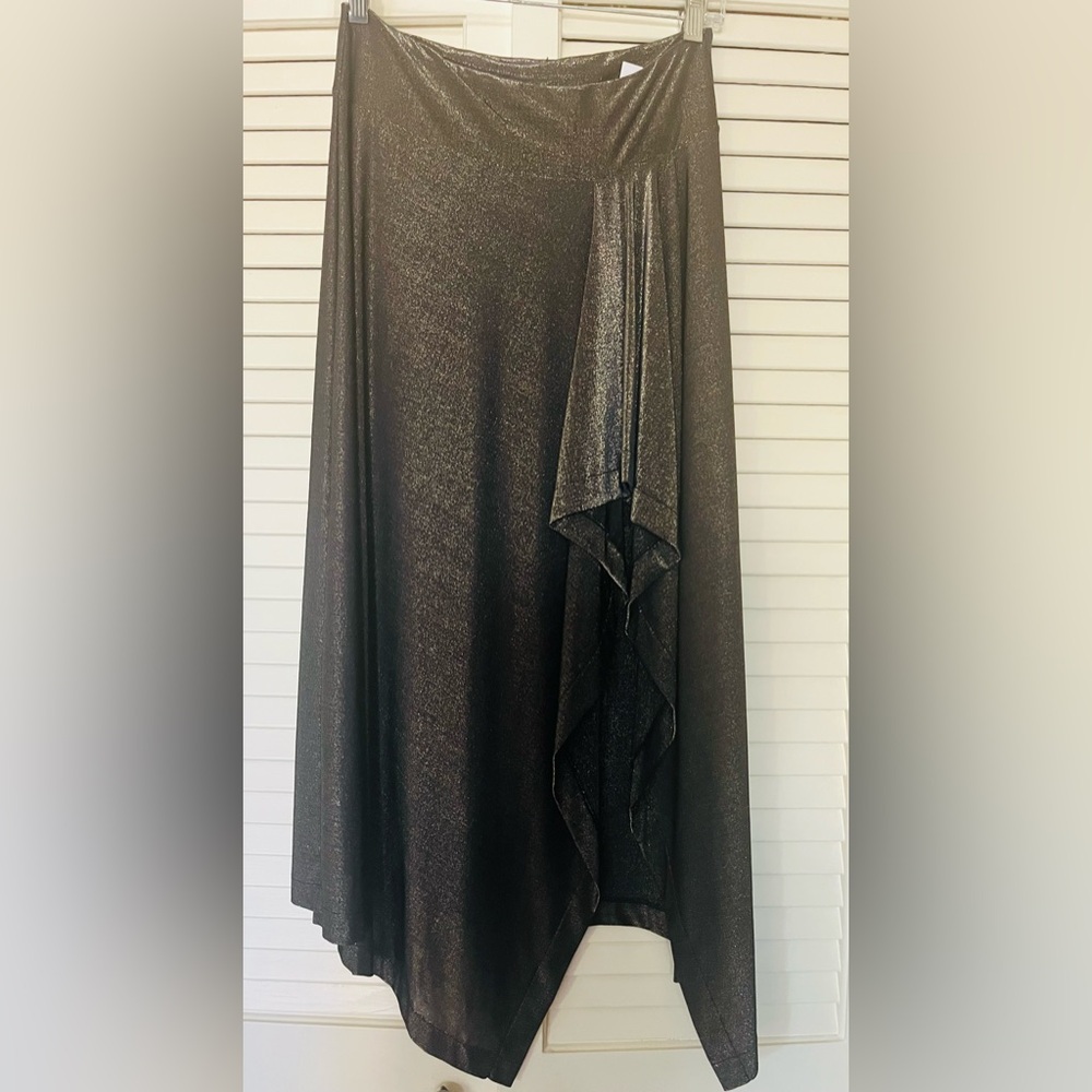 MICHAEl KORS. NWT. Ready to Wear. Elegant Black-Gray Asymmetrical Shimmer Skirt